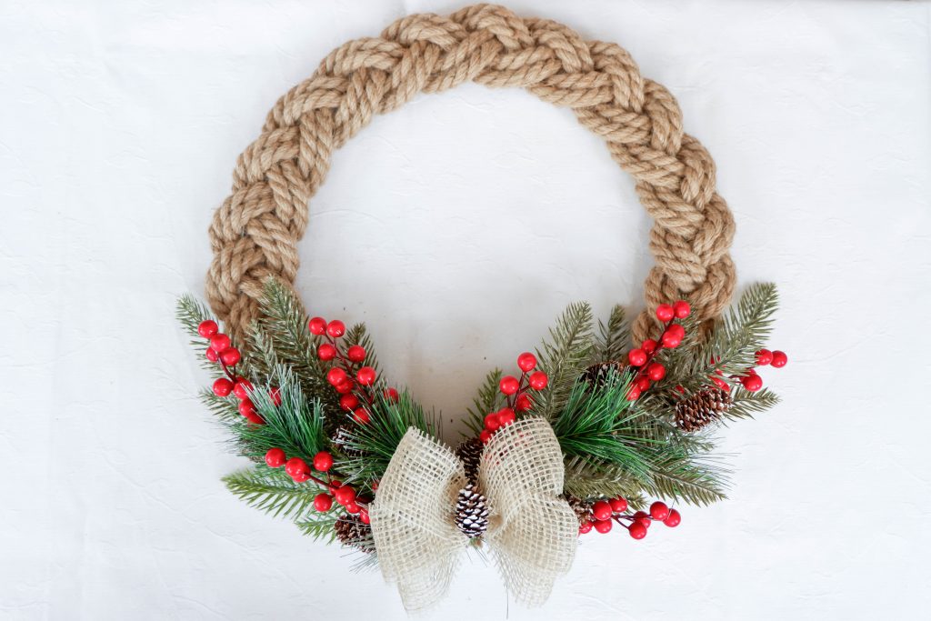 DIY Rope Christmas Wreath Step-by-Step Tutorial ~ Fresh Design Blog